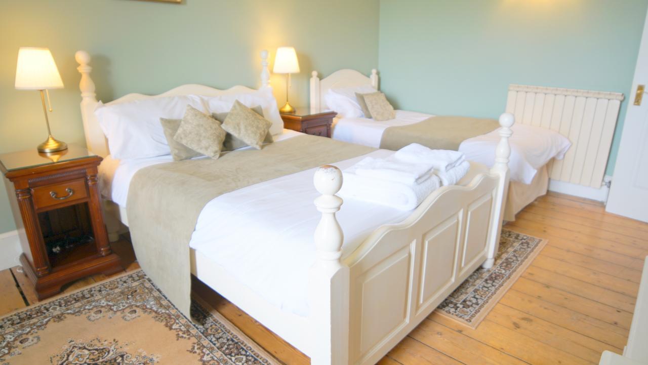 Bed and Breakfast Cleeve House à Melksham Extérieur photo