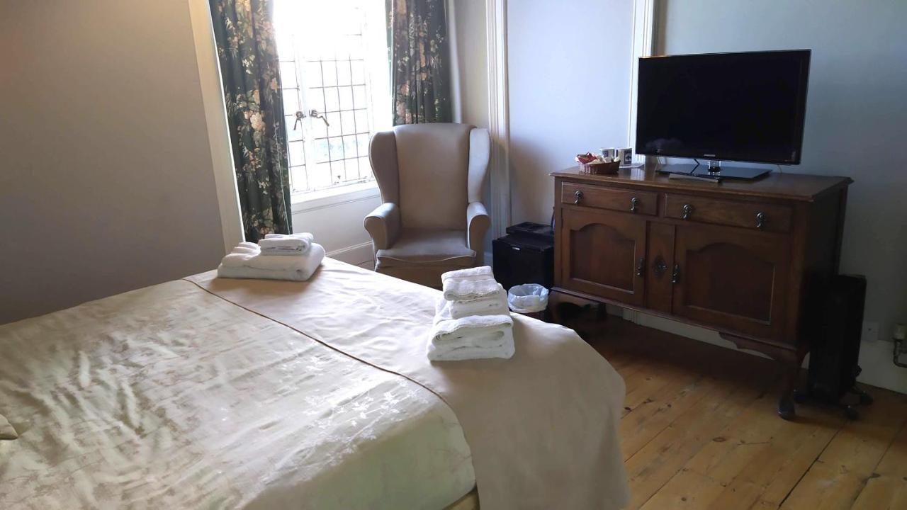 Bed and Breakfast Cleeve House à Melksham Extérieur photo